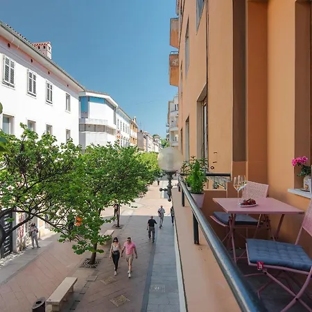E&F Luxury Apartments Pula Exterior photo