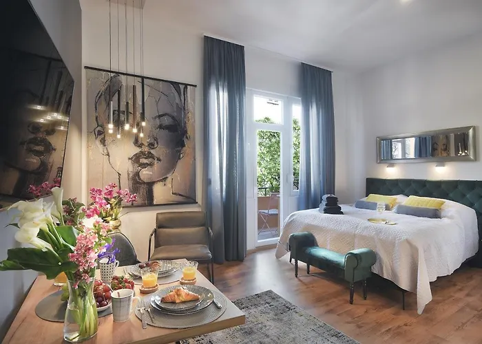 E&F Luxury Apartments